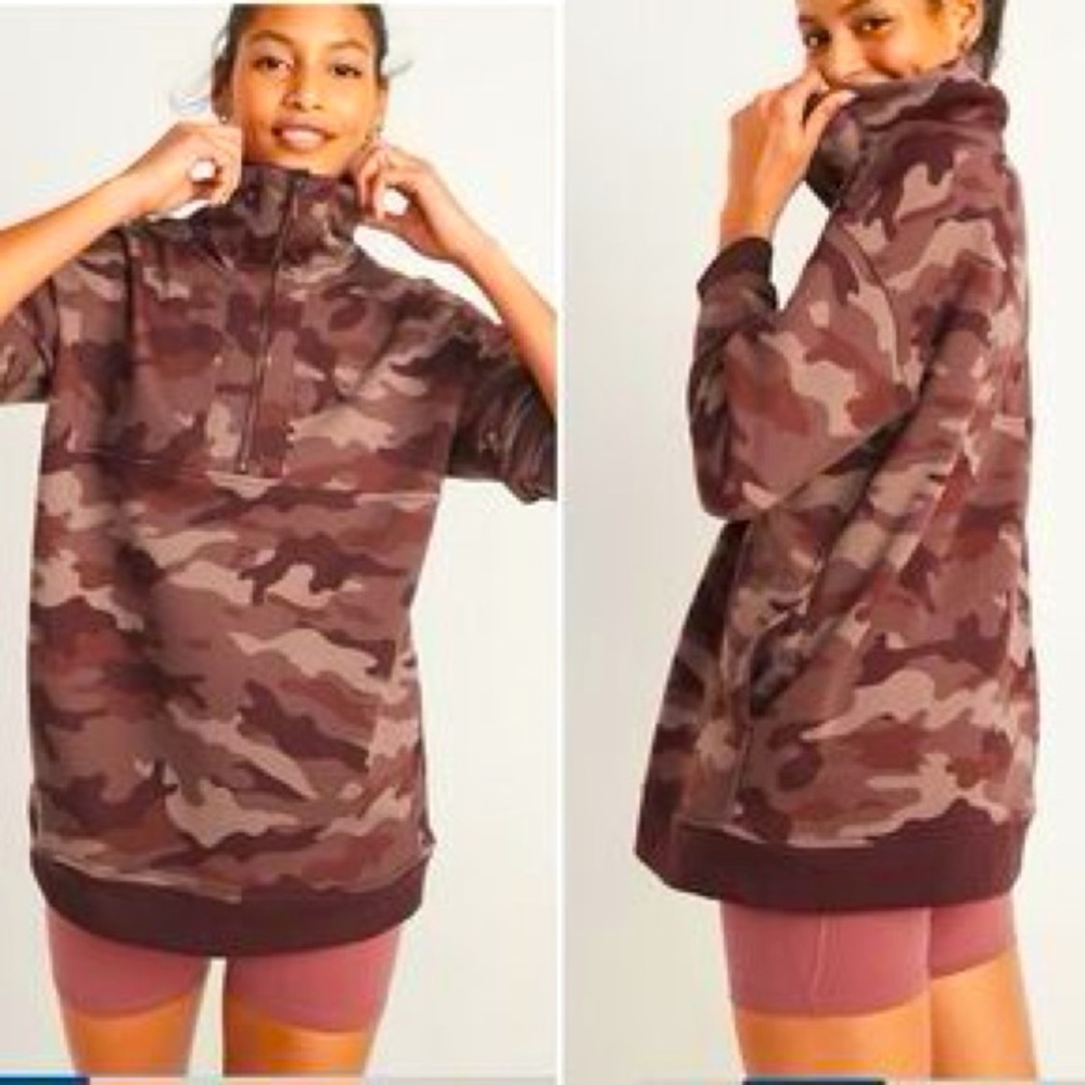 Old Navy Red Camo Cowlneck Pullover